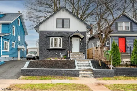 418 E 5th Ave, Roselle, NJ 07203