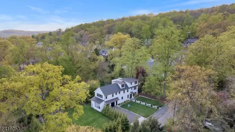 76 Elm St, Millburn, NJ 07041