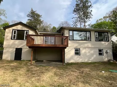 120 Hillside Rd, Sparta, NJ 07871