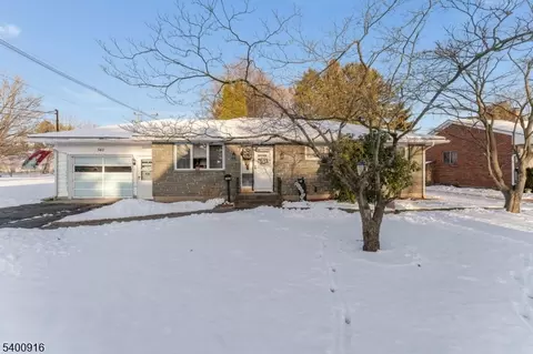 340 N Prospect St, Washington, NJ 07882
