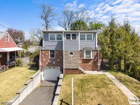 9 Leopold Ter, Clifton, NJ 07011