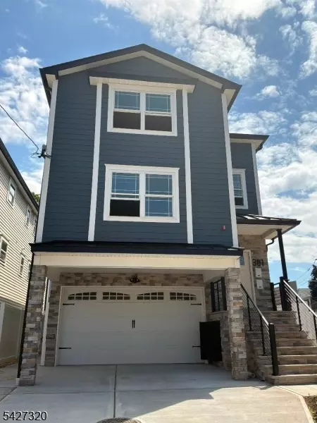 301 Chilton St, Elizabeth, NJ 07208