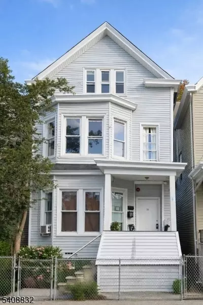 711 E 18th St, Paterson, NJ 07501