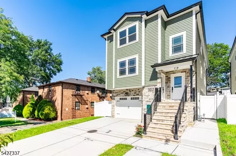 307 Chilton St, Elizabeth, NJ 07208