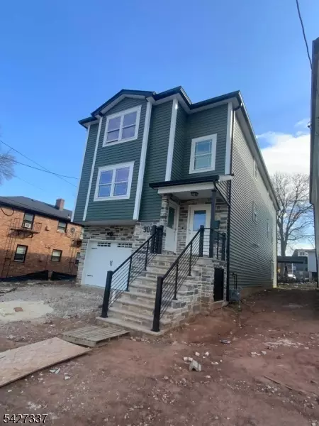 307 Chilton St, Elizabeth, NJ 07208