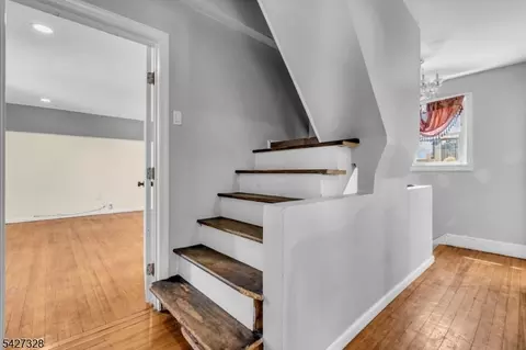 297 Hamilton Pl, Hackensack, NJ 07601 photo 25