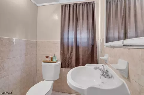 297 Hamilton Pl, Hackensack, NJ 07601 photo 37