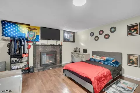 297 Hamilton Pl, Hackensack, NJ 07601 photo 12