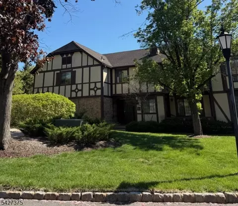 1 Avon Ct # G, Chatham Twp, NJ 07928