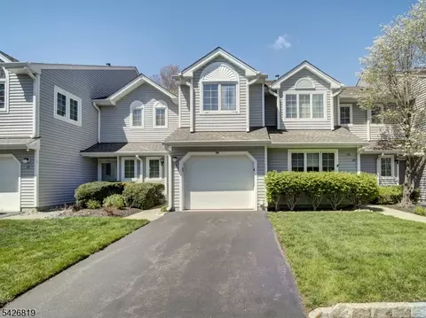 28 Helton Ter, Montville, NJ 07045
