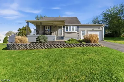 107 Belt Rd, Phillipsburg, NJ 08865