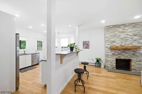 29 Western Ave #1, Morristown, NJ 07960