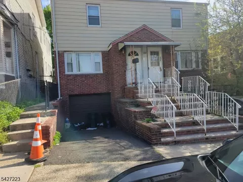 207 Williamson Ave, Hillside, NJ 07205