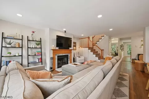 50 Pine St #206, Montclair, NJ 07042