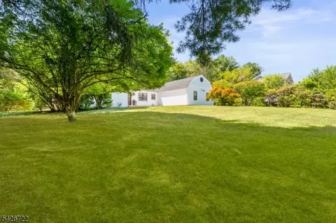 17 Drake Rd, Mendham, NJ 07945 photo 5