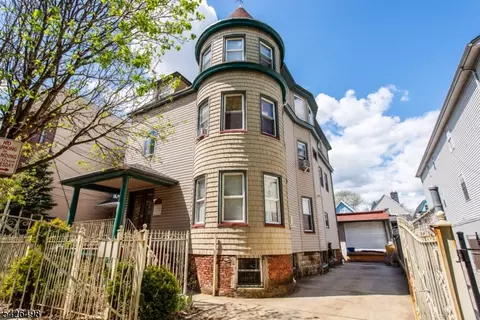 232 2nd St, Newark, NJ 07107