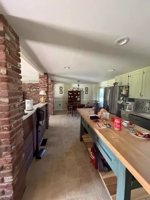 Entry Way - 140 John Ringo Rd, Ringoes, NJ 08551 photo 2 of 3