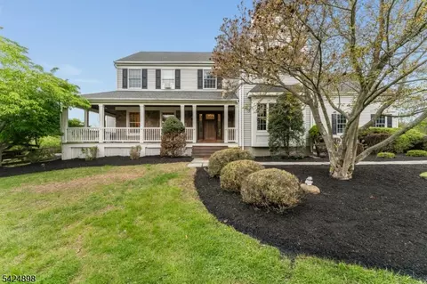 1 Delaware Rd, Whitehouse Station, NJ 08889