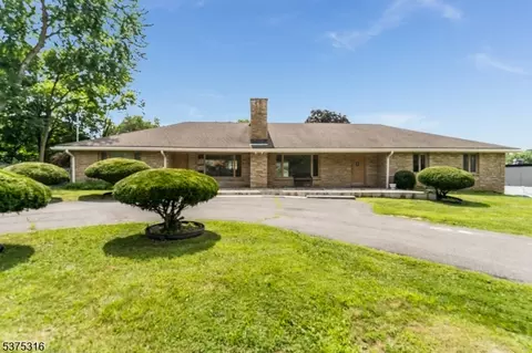 2431 State Route 57 W, Franklin Twp, NJ 07882