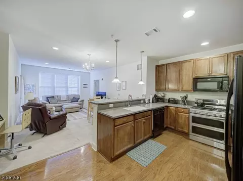 8217 Sanctuary Blvd, Riverdale, NJ 07457