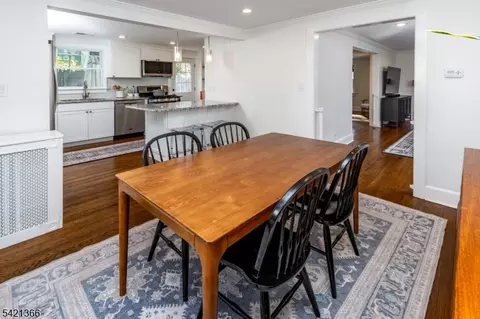 6 Cape Ct, Millburn, NJ 07041 photo 7