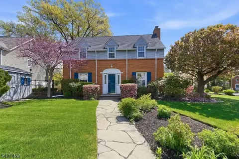 306 Concord Dr, Maywood, NJ 07607