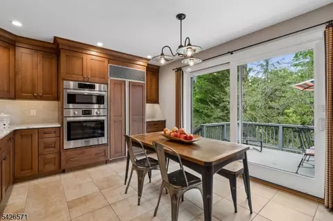27 Hillside Ter, Summit, NJ 07901 photo 10