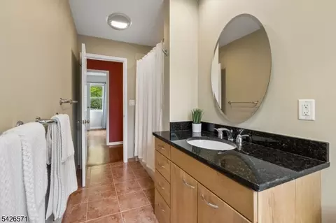 27 Hillside Ter, Summit, NJ 07901 photo 17