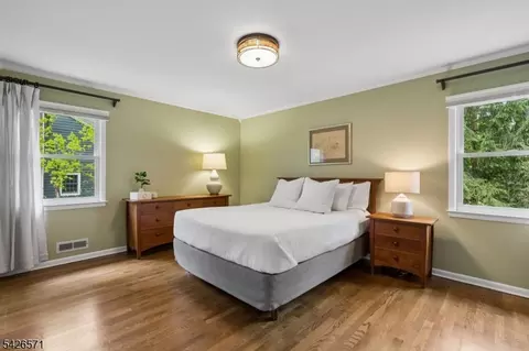 27 Hillside Ter, Summit, NJ 07901 photo 13