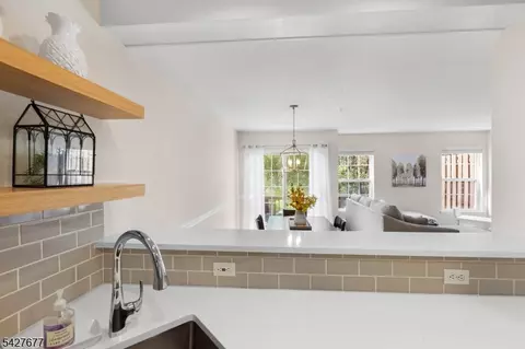 411 Boulder Ridge Dr, Randolph, NJ 07869