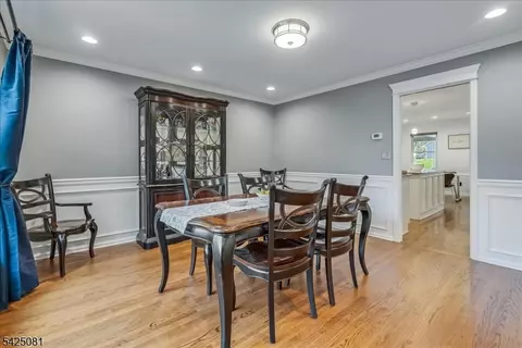 Dining - 71 Tree Top Dr, Springfield, NJ 07081 photo 2 of 3