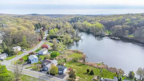 502 Otterhole Rd, West Milford, NJ 07480