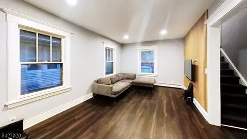 132 Linwood Ave, Bogota, NJ 07603