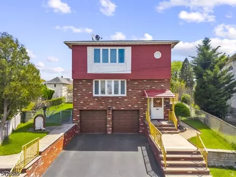 347 Manor Ct, Lyndhurst, NJ 07071