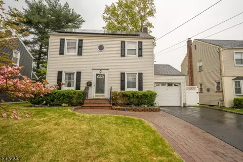 206 Woodmont Rd, Union, NJ 07083