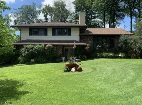 37 S Belair Ave, Cedar Knolls, NJ 07927