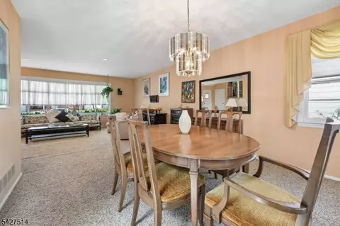 Dining - 66 Warwick Cir, Springfield, NJ 07081 photo 1 of 2