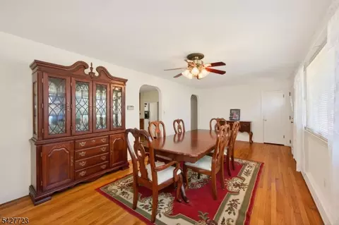 126 Jay Pl, Middlesex, NJ 08846 photo 14