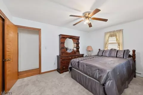 126 Jay Pl, Middlesex, NJ 08846 photo 19