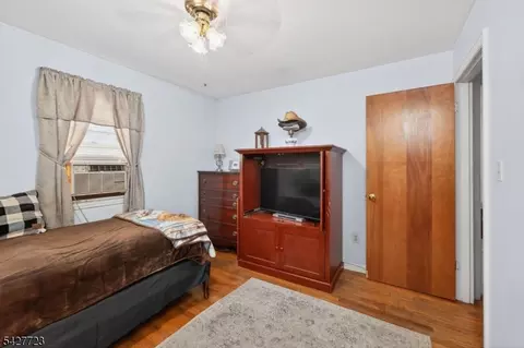 126 Jay Pl, Middlesex, NJ 08846 photo 17