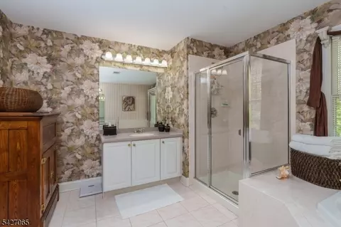 59 Spring Hill Cir, Wayne, NJ 07470 photo 20