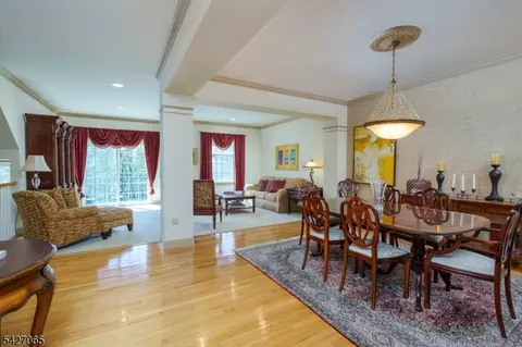 59 Spring Hill Cir, Wayne, NJ 07470 photo 7