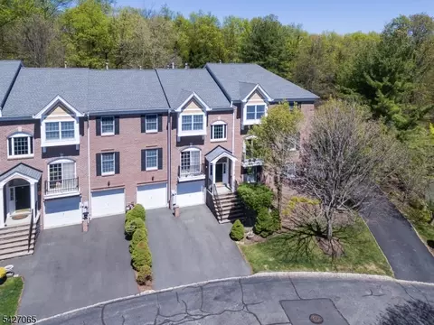 59 Spring Hill Cir, Wayne, NJ 07470 photo 4