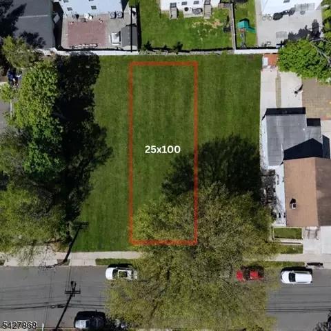 83 Ralph St, Belleville Twp, NJ 07109