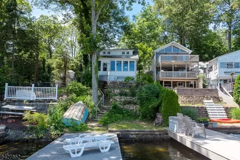 330 Lakeside Ave # A, Hopatcong Boro, NJ 07821