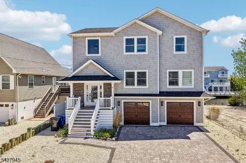 65 Sylvia Ln, Stafford Township, NJ 08050