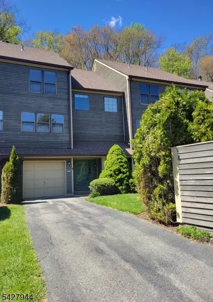 29 Concord Rd # D, West Milford, NJ 07480