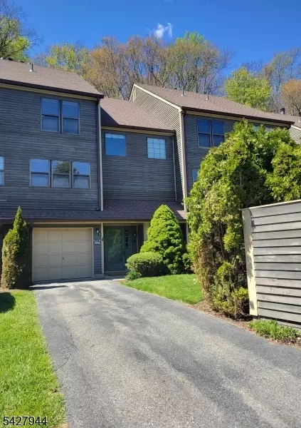 29 Concord Rd # D, West Milford, NJ 07480