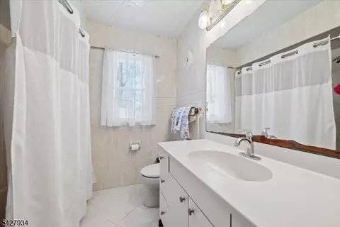 77 Brooklyn Rd, Stanhope, NJ 07874 photo 12