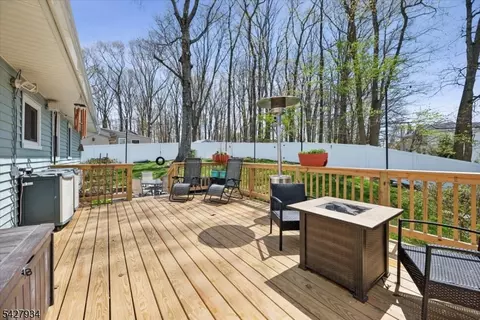 Exterior - 77 Brooklyn Rd, Stanhope, NJ 07874 photo 1 of 7